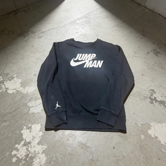 Jordan Jumpman Boys Black Fleece Crewneck Sweatshirt Large 12-13Y 9133-023 - Picture 1 of 7